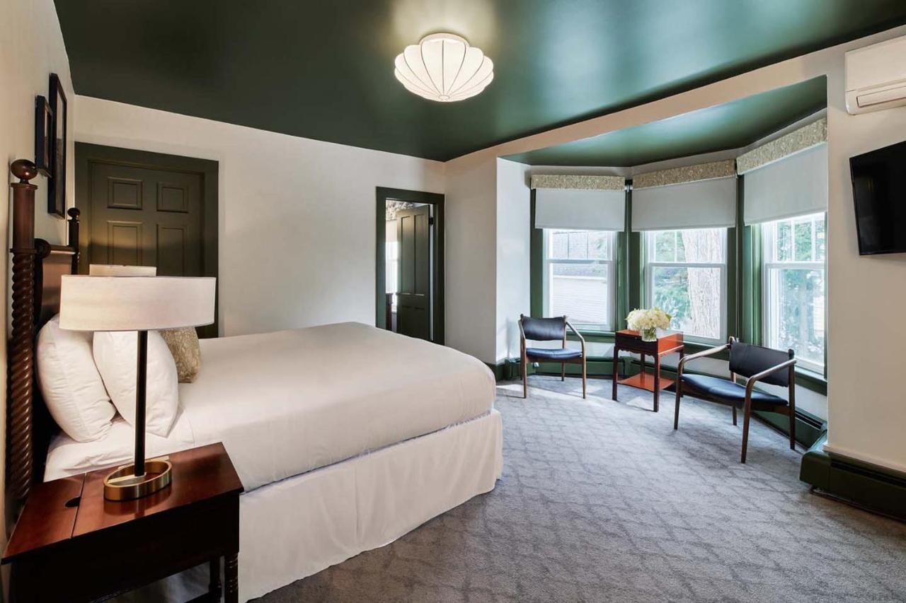 The Whitlock Hotel Lenox Luaran gambar