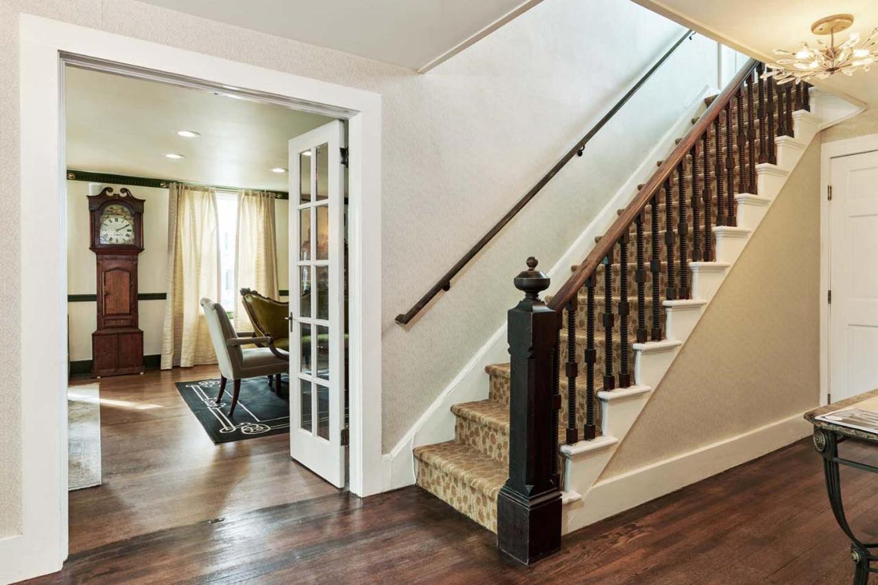 The Whitlock Hotel Lenox Luaran gambar