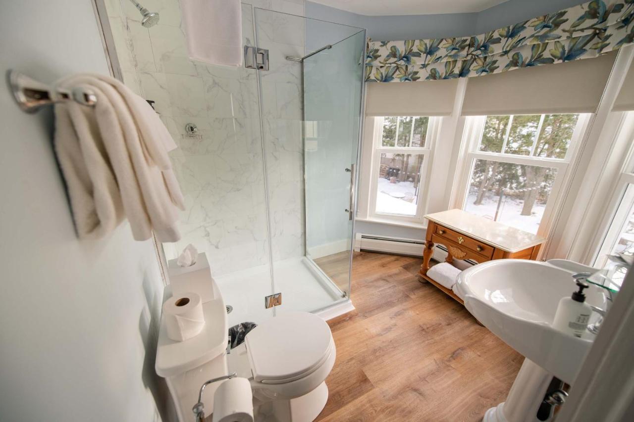 The Whitlock Hotel Lenox Luaran gambar