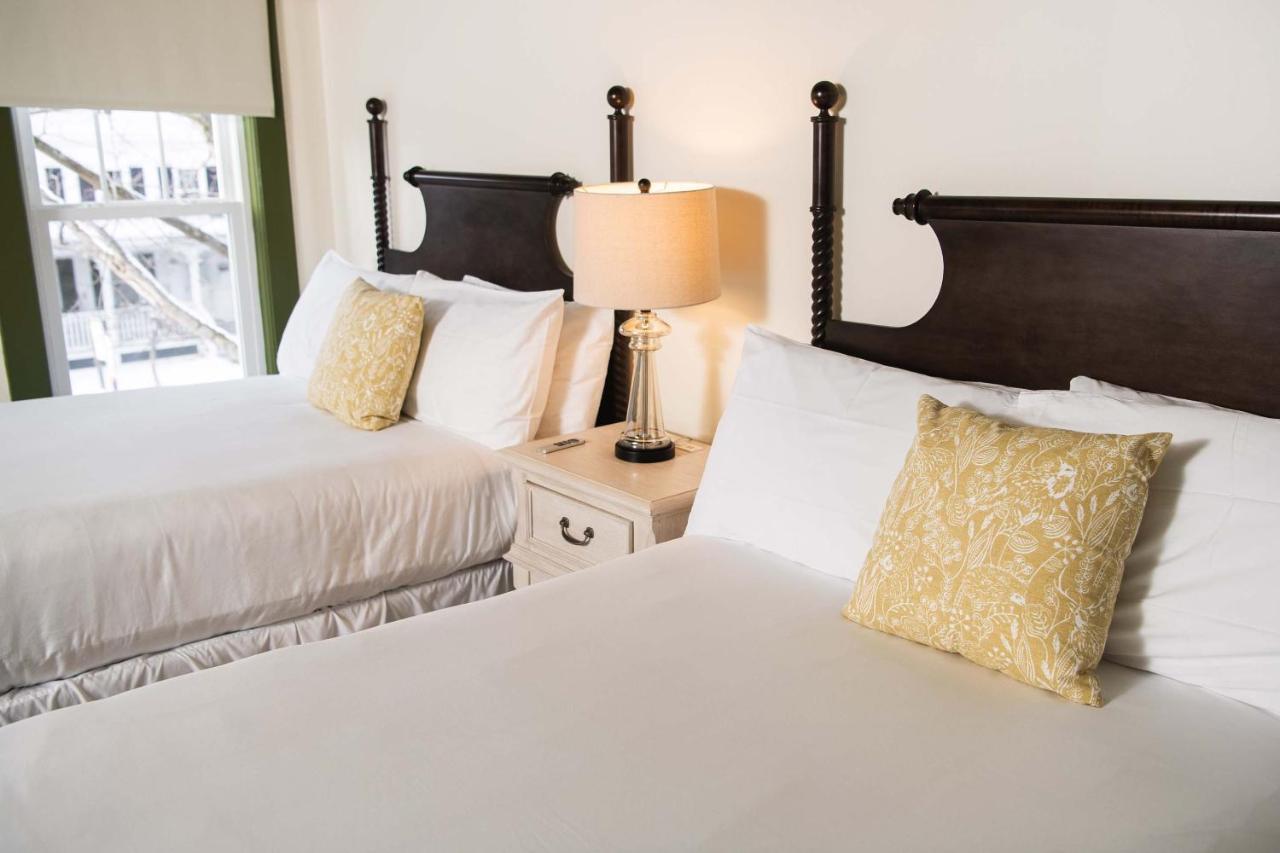 The Whitlock Hotel Lenox Luaran gambar