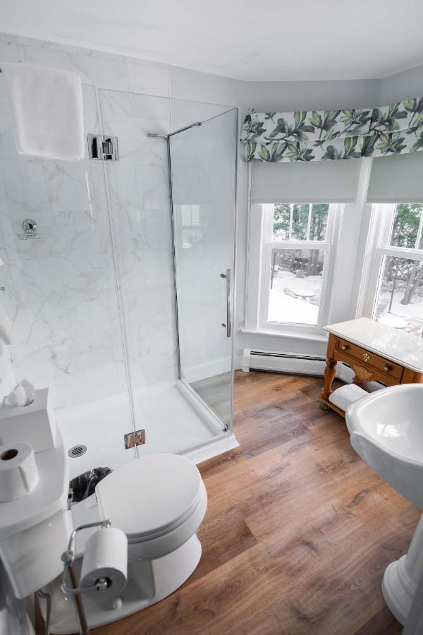 The Whitlock Hotel Lenox Luaran gambar