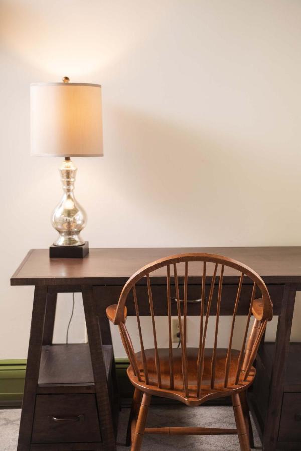The Whitlock Hotel Lenox Luaran gambar